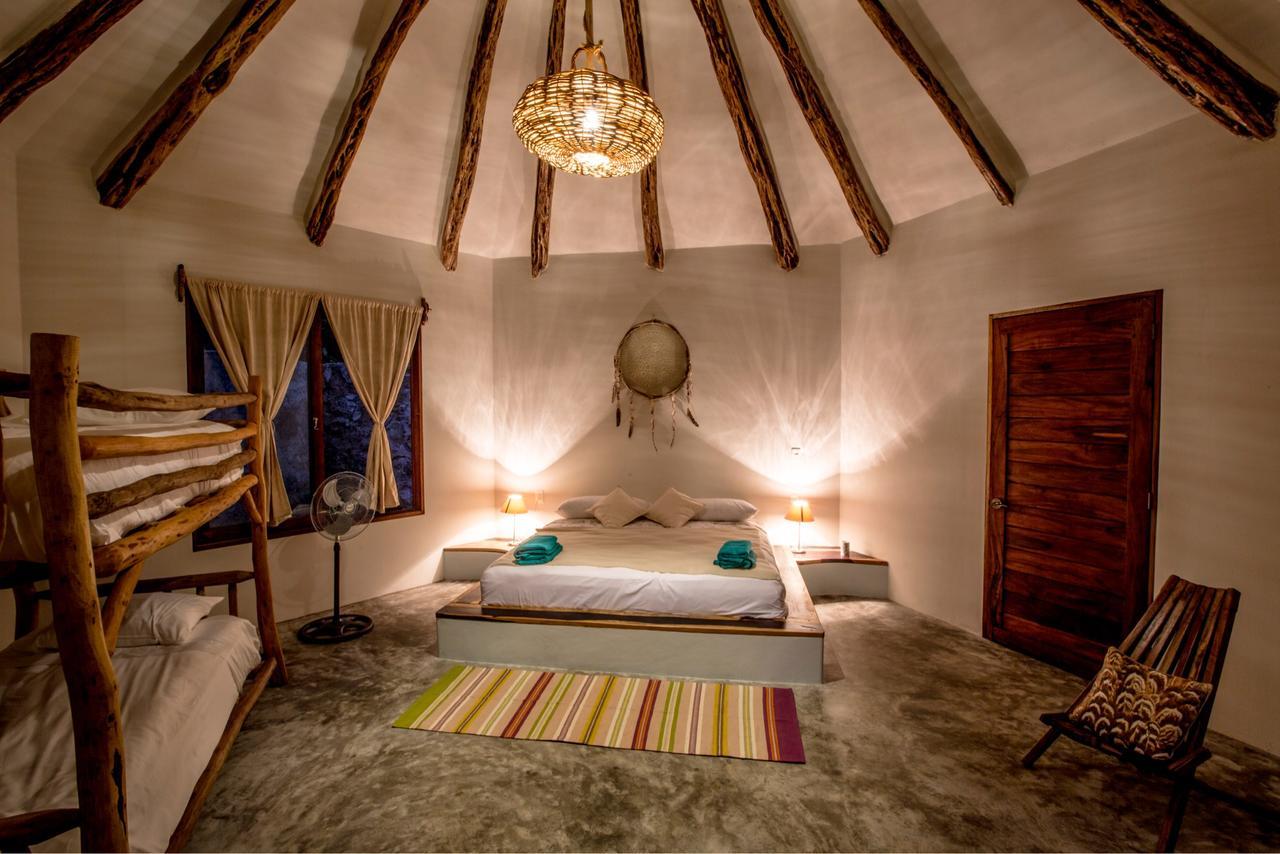 Escarabajo Rojo Bed & Breakfast Tulum Exterior photo