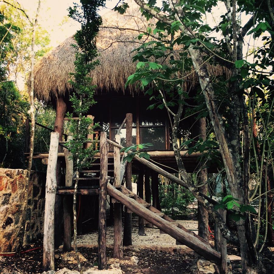 Escarabajo Rojo Bed & Breakfast Tulum Exterior photo