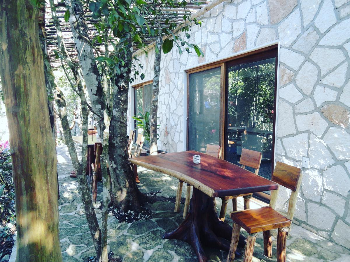 Escarabajo Rojo Bed & Breakfast Tulum Exterior photo